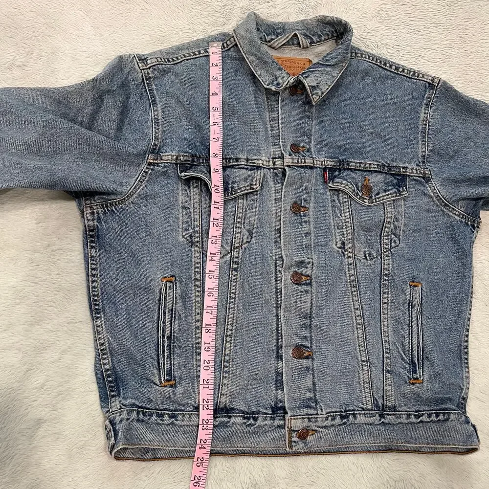 Levis excellent pre
